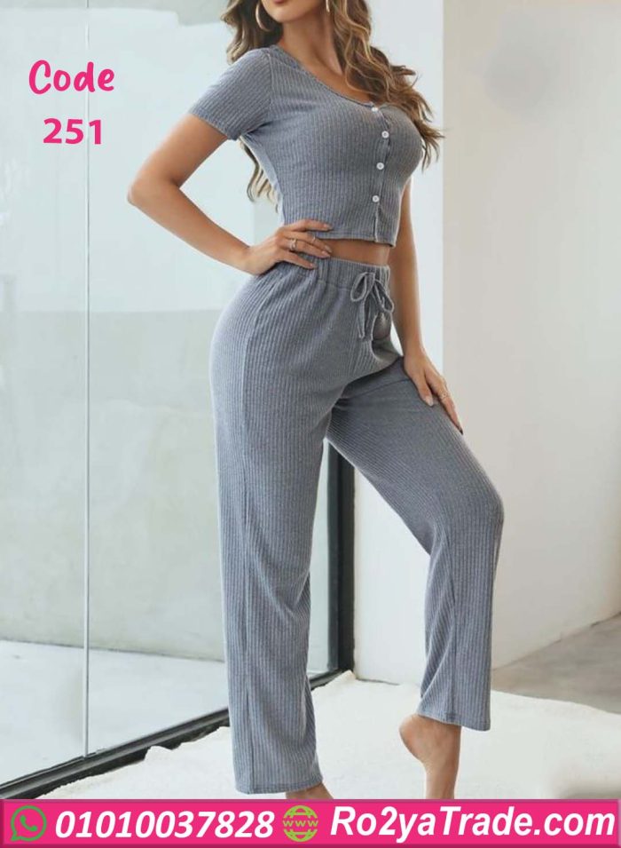 ⁦بيجامه مضلعه حريمي - كود 251⁩ - الصورة ⁦1⁩