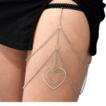 رباط فخذ مزين بسلسلة وقلب - كود 4066