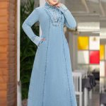 عبايه جينز زراير نحاس مقلم صدر وكم - كود 6093