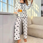 بيجامه نسائيه نعومة القماش - كود 4879