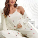 بيجامه حريمي بالروب 3 قطع - كود 7006