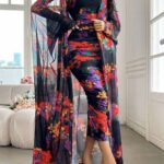 أحدث موديل لانجري روب تصميم جذاب وخامة ناعمة بلمسة فاخرة، مثالي للمتزوجات والعرايس، اختاري أناقتك في لحظاتك الخاصة الآن – متاح بمقاسات مختلفة.