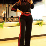 ترينج خروج حريمي - كود 037 الخامه : قطن بيور ليكرا