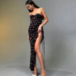 فستان صيفي ورد أسود