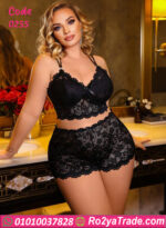 طقم دانتيل أسود قصير