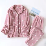 بيجامة قلوب قطيفة شتوي