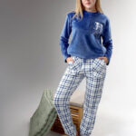 بيجامة شتوي قطيفة كارو