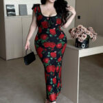 فستان ورد أحمر