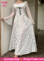 فستان دانتيل أبيض وردي