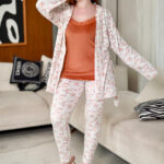 بيجامة شتوي بالروب مشجر قطيفة ناعمة