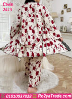 طقم بيت شتوي من لارا بخامة دافية وورود حمراء