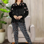 بيجامة شتوي قطيفة تطريز 4032