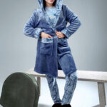 بيجامة قطيفة شتوي بالروب