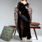 بيجامة قطيفة شتوي ليوبارد