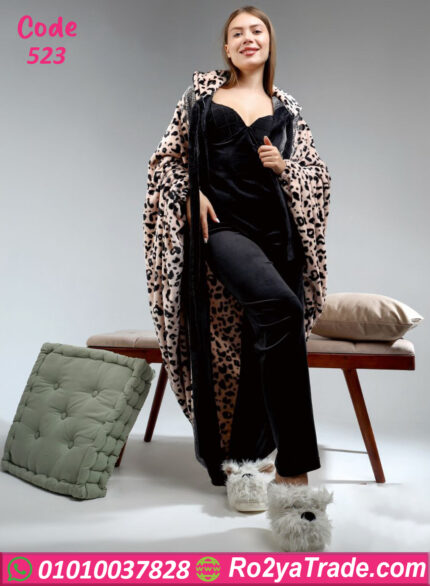 بيجامة قطيفة شتوي ليوبارد