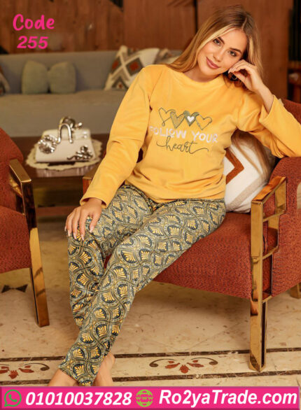 بيجامة شتوي حريمي قطيفة