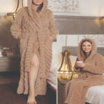 روب حريمي شتوي قطيفة بكابيشو