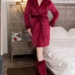 روب حريمي شتوي قصير قطيفة