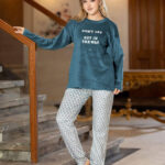 بيجامة شتوي قطيفة حريمي