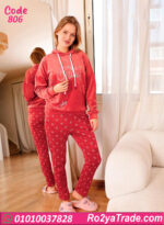 بيجامة قطيفة حريمي بقبعة