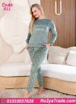بيجامة قطيفة حريمي