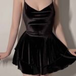 بدلة رقص مفتوحة الظهر