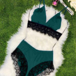 ملابس داخلية حريمي