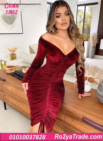 فستان شتوي قصير مخمل أوف شولدر