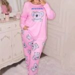 بيجامة حريمي شتوي بيج سايز وردي كوالا