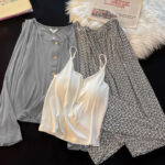 بيجامة حريمي صيفي 3 قطع شيك - كود L-403